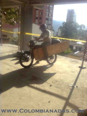 moto transporte
esta moto transporta lo que sea ,no importa lo grande
Keywords: separadas