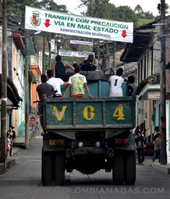 Via en mal estado, att: El municipio
