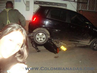 No se queria quedar por fuera del accidente
