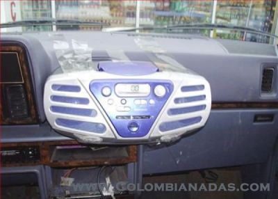 carro con super audio

